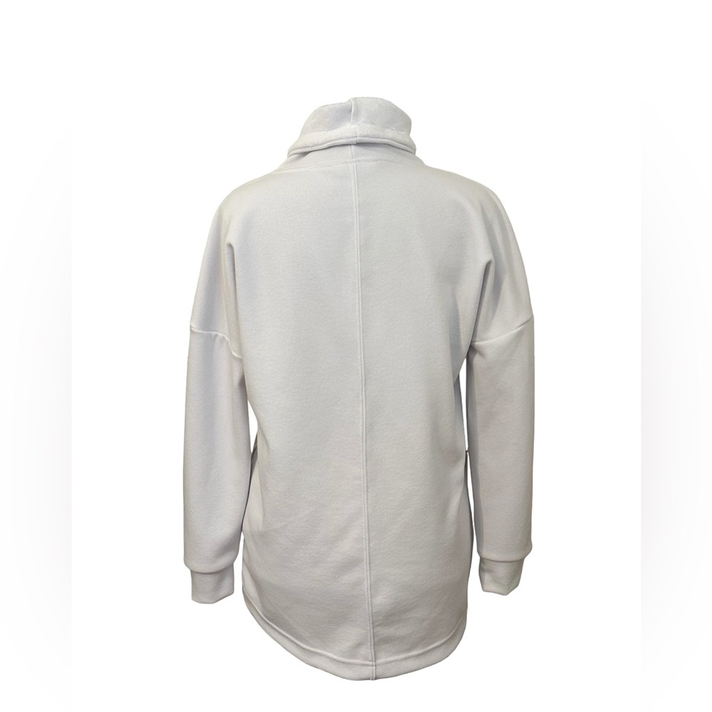 Women’s Pullover - Picture 2 of 5